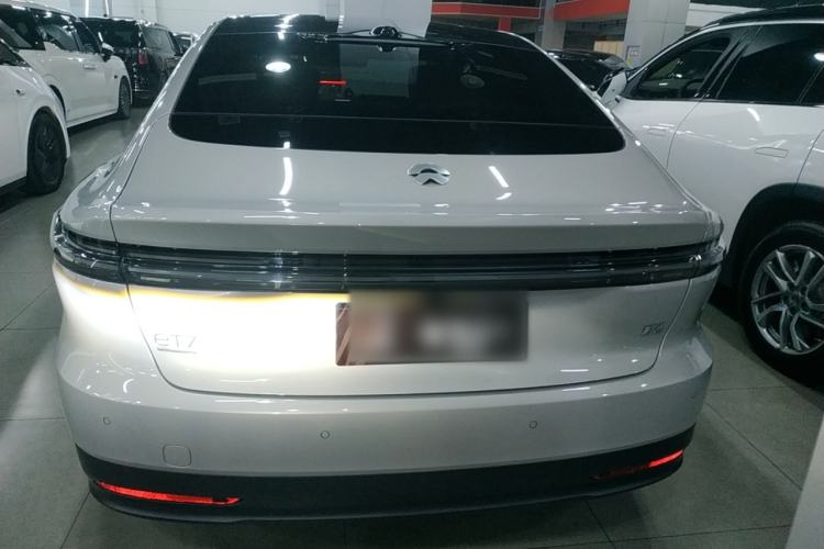 Used Nio ET7 2024 75 kWh Executive Signature Edition Rear