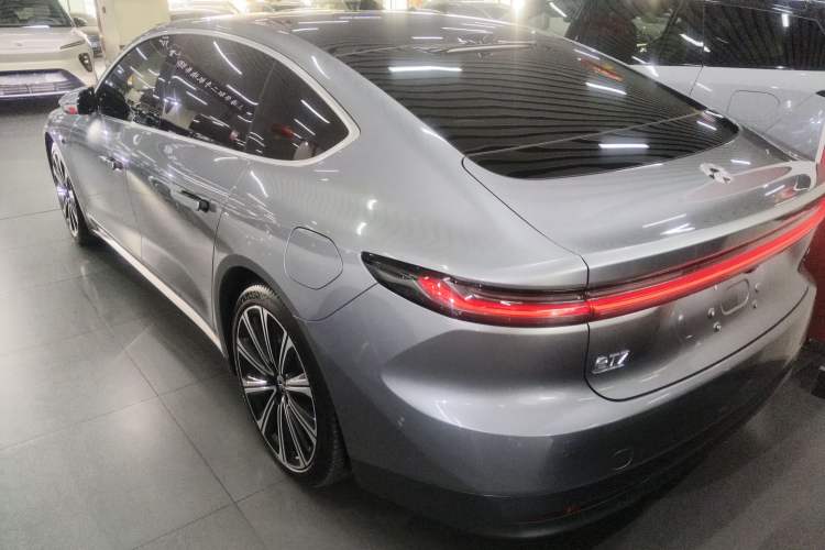Used Nio ET7 2024 75 kWh Executive Signature Edition Rear Left 45 Deg