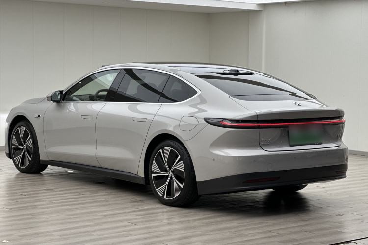 Used Nio ET7 2024 75 kWh Executive Edition Rear Left 45 Deg