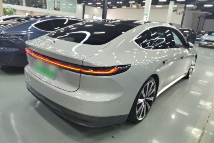Used Nio ET7 2024 75 kWh Executive Signature Edition Rear Right 45 Deg