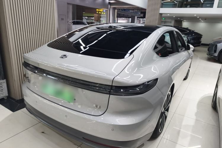 Used Nio ET7 2024 75 kWh Executive Signature Edition Rear Right 45 Deg