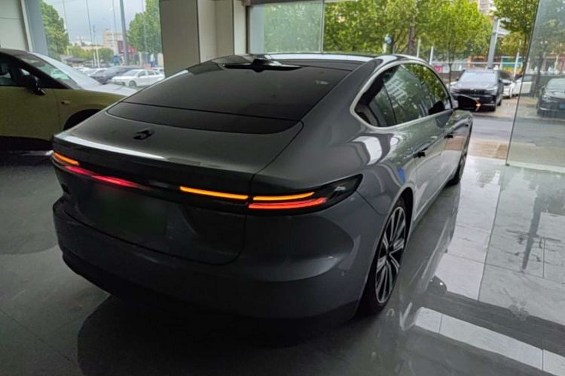 Used Nio ET7 2024 75 kWh Executive Signature Edition Rear Right 45 Deg