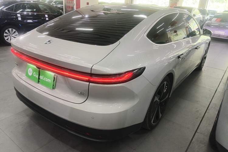 Used Nio ET7 2024 75 kWh Executive Signature Edition Rear Right 45 Deg