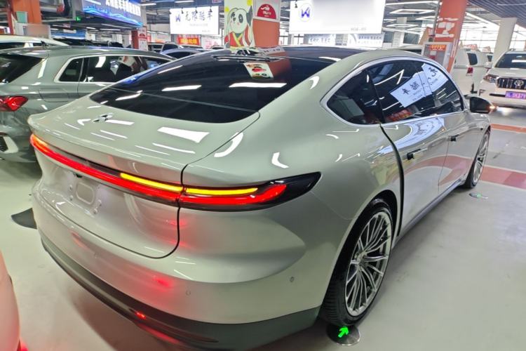 Used Nio ET7 2024 75 kWh Executive Signature Edition Rear Right 45 Deg