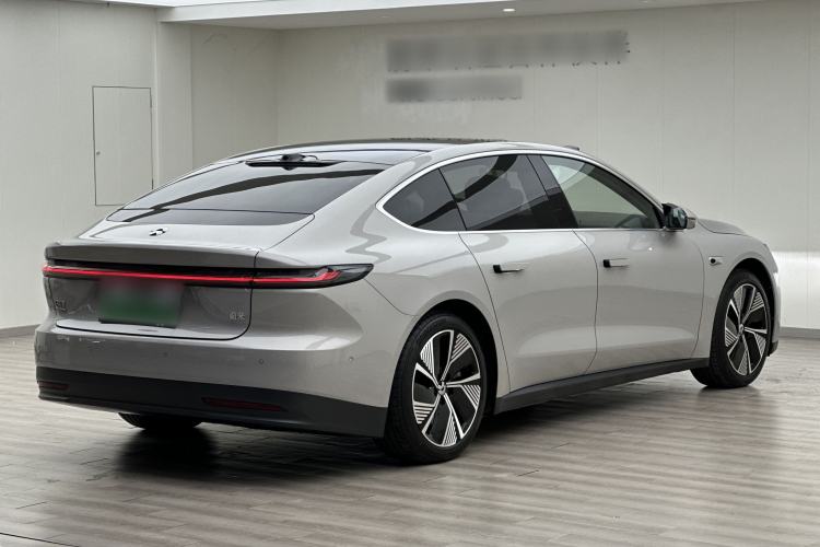 Used Nio ET7 2024 75 kWh Executive Edition Rear Right 45 Deg