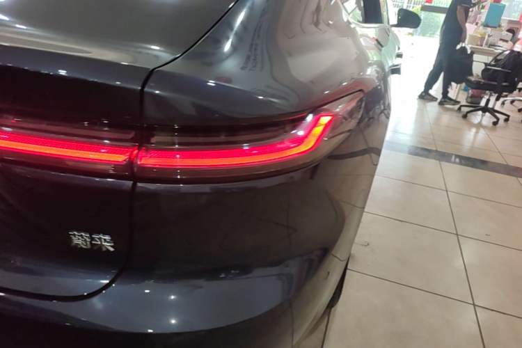 Used Nio ET7 2024 75 kWh Executive Signature Edition Right Rear Taillight