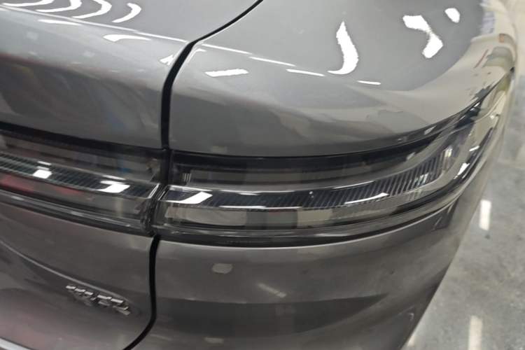 Used Nio ET7 2024 75 kWh Executive Signature Edition Right Rear Taillight