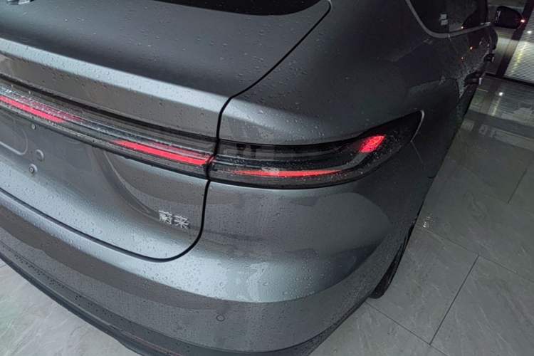 Used Nio ET7 2024 75 kWh Executive Signature Edition Right Rear Taillight