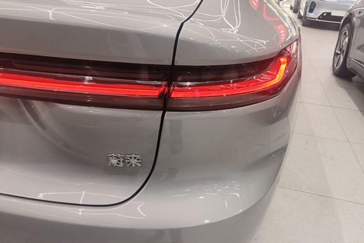 Used Nio ET7 2024 75 kWh Executive Edition Right Rear Taillight