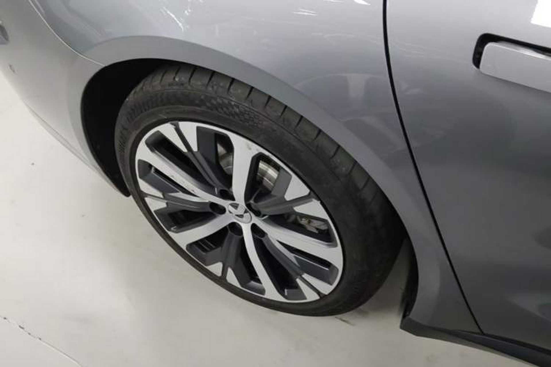 Used Nio ET7 2024 75 kWh Executive Edition Right Rear Wheel Hub