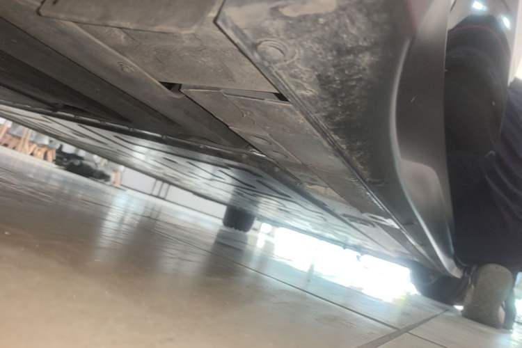 Used Nio ET7 2024 75 kWh Executive Signature Edition Right Side Sill