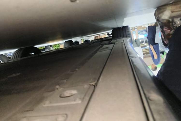 Used Nio ET7 2024 75 kWh Executive Edition Right Side Sill