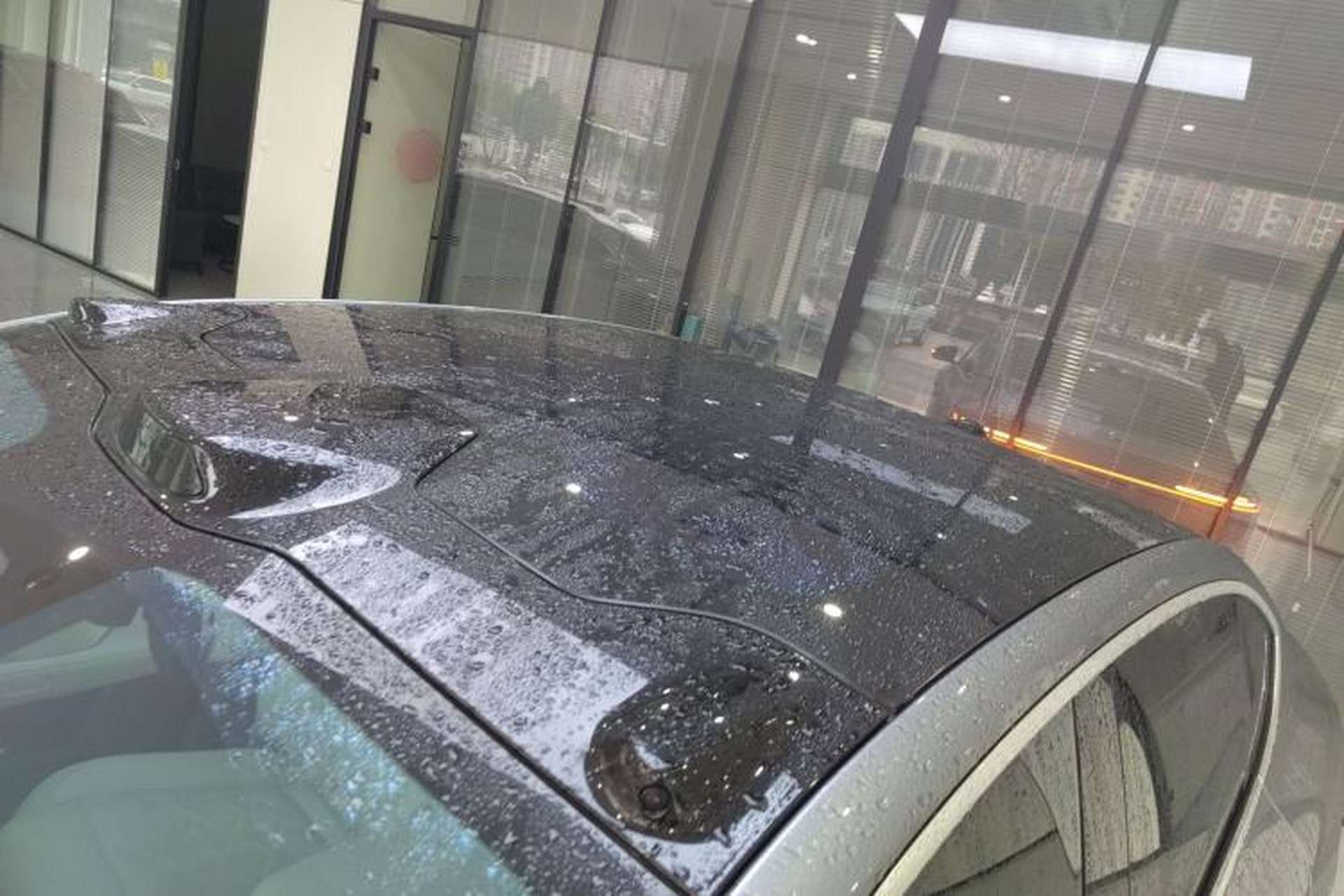 Used Nio ET7 2024 75 kWh Executive Signature Edition Roof