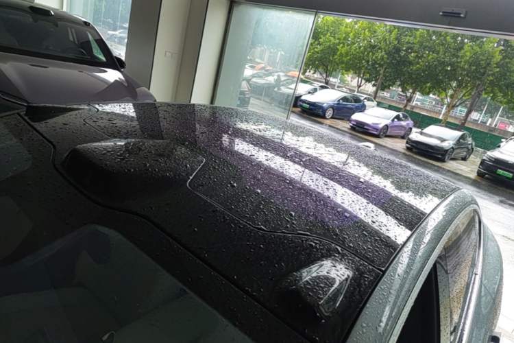 Used Nio ET7 2024 75 kWh Executive Signature Edition Roof