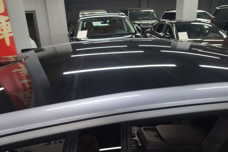 Used Nio ET7 2024 75 kWh Executive Signature Edition Roof