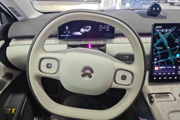 Used Nio ET7 2024 75 kWh Executive Edition Steering Wheel