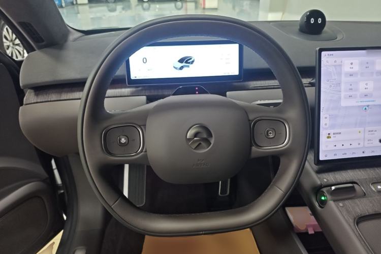 Used Nio ET7 2024 75 kWh Executive Edition Steering Wheel