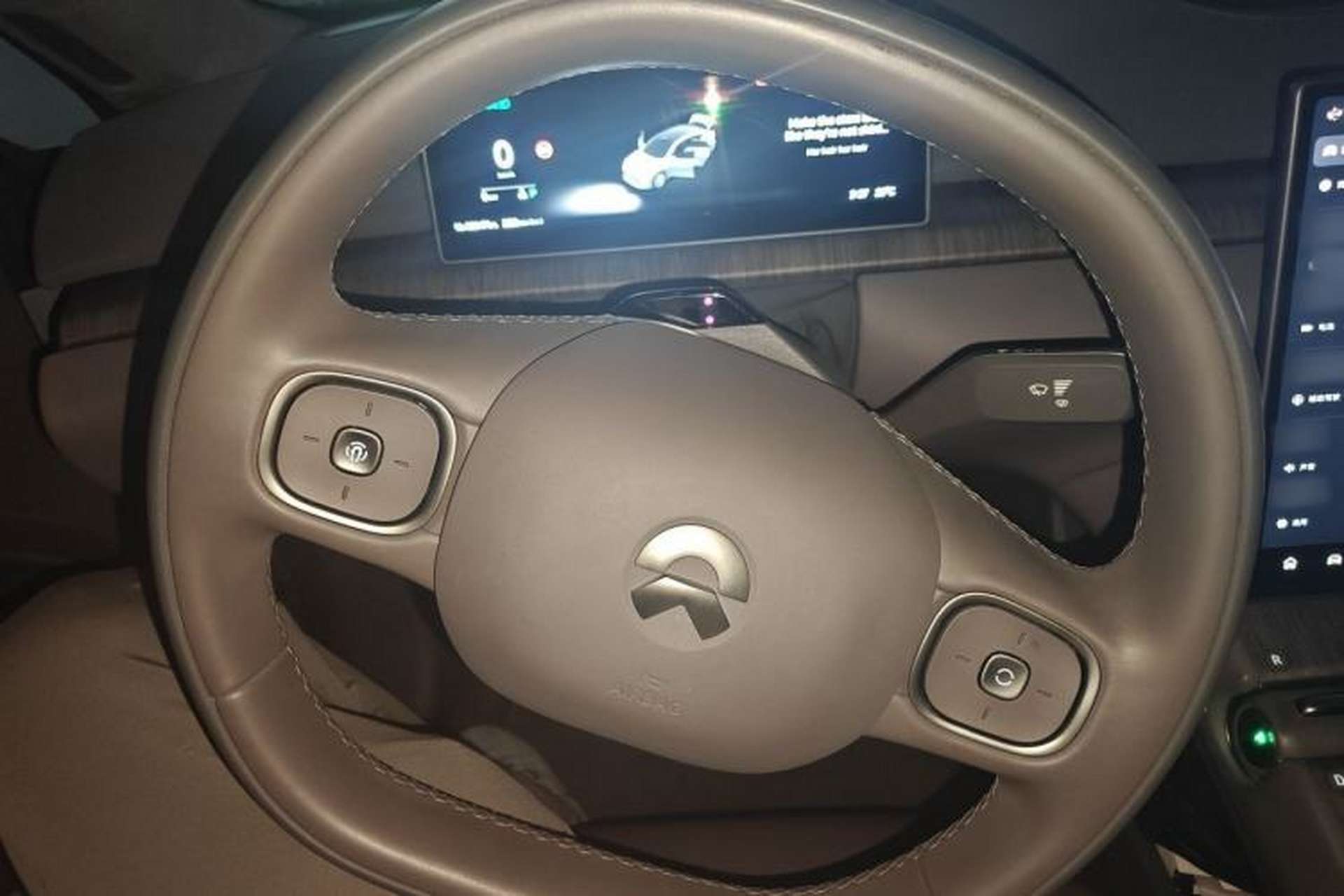 Used Nio ET7 2024 75 kWh Executive Signature Edition Steering Wheel