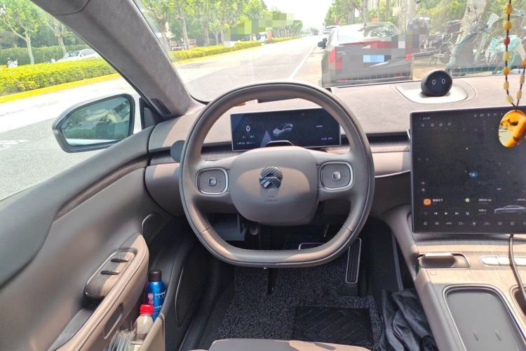 Used Nio ET7 2024 75 kWh Executive Signature Edition Steering Wheel