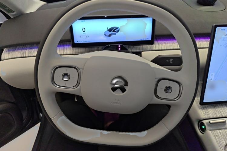 Used Nio ET7 2024 75 kWh Executive Signature Edition Steering Wheel