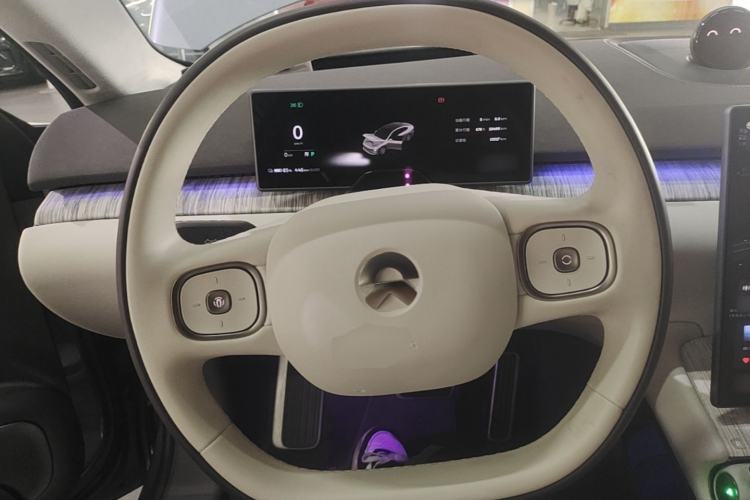 Used Nio ET7 2024 75 kWh Executive Signature Edition Steering Wheel