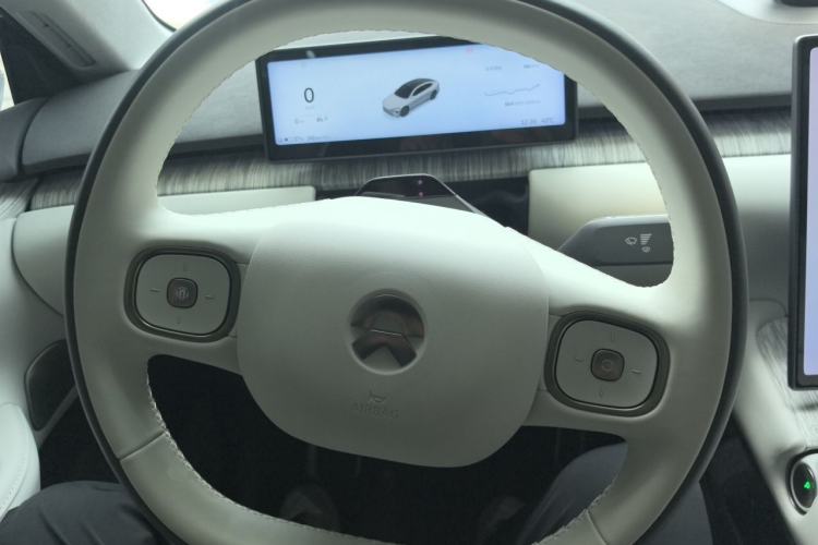 Used Nio ET7 2024 75 kWh Executive Edition Steering Wheel