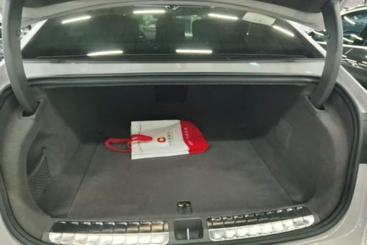 Used Nio ET7 2024 75 kWh Executive Signature Edition Trunk