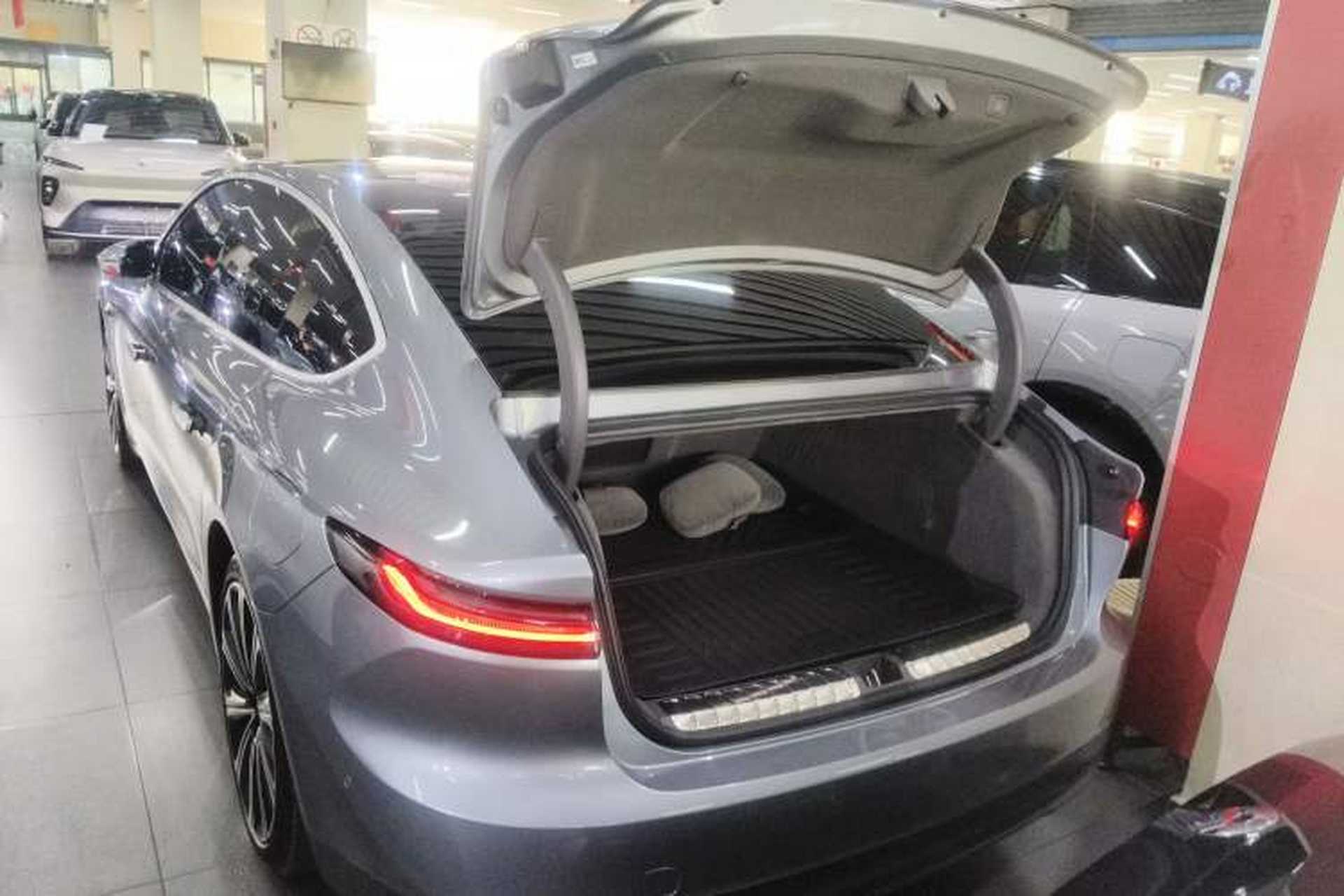 Used Nio ET7 2024 75 kWh Executive Signature Edition Trunk