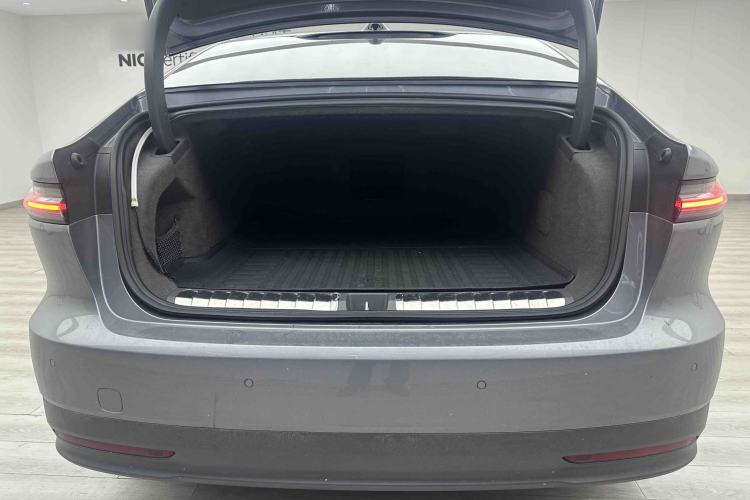 Used Nio ET7 2024 100kWh Executive Edition Trunk