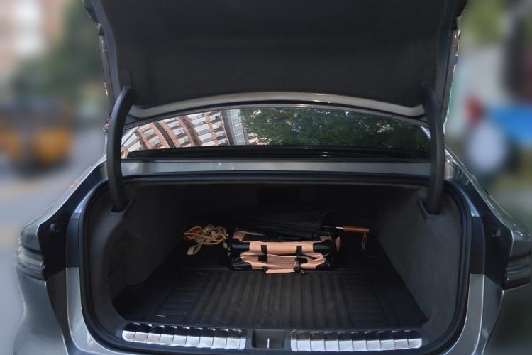 Used Nio ET7 2024 75 kWh Executive Signature Edition Trunk