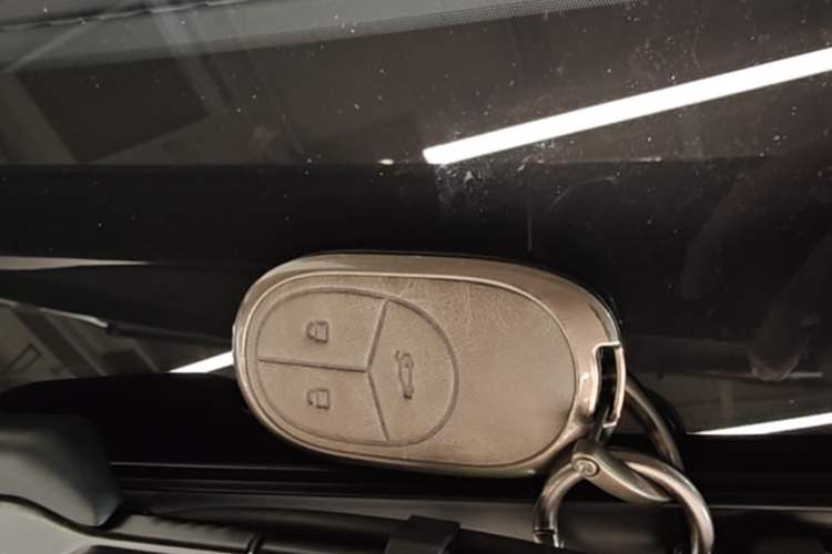 Used Nio ET7 2024 75 kWh Executive Signature Edition Vehicle Key
