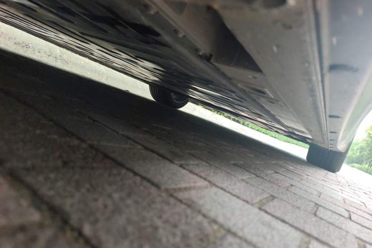 Used Nio ET7 2024 75 kWh Executive Edition Chassis Front Left