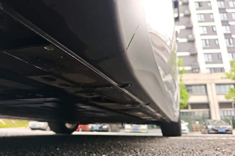 Used Nio ET7 2024 75 kWh Executive Signature Edition Chassis Rear Right