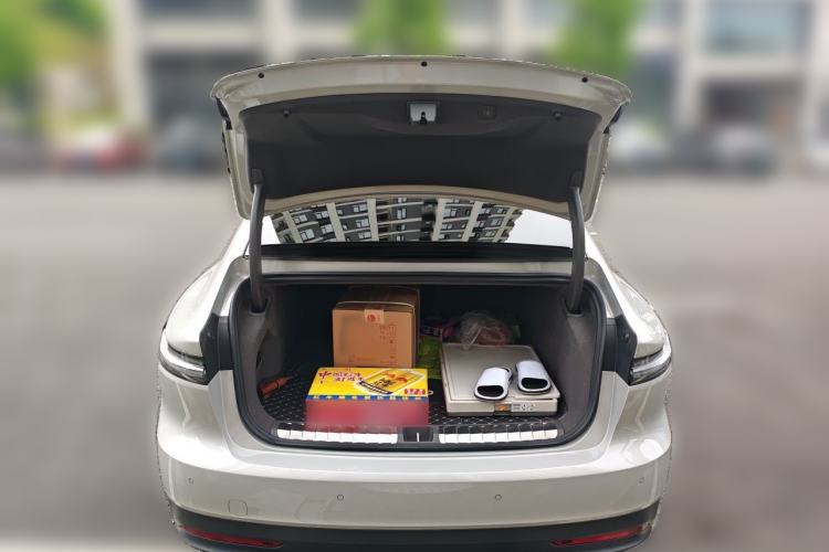 Used Nio ET7 2024 75 kWh Executive Signature Edition Trunk