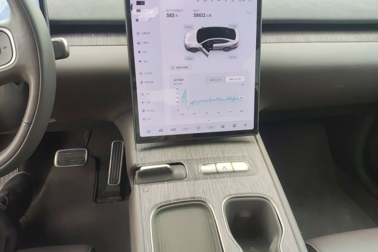 Used Nio ET7 2024 75 kWh Executive Signature Edition Audio And AC Panel
