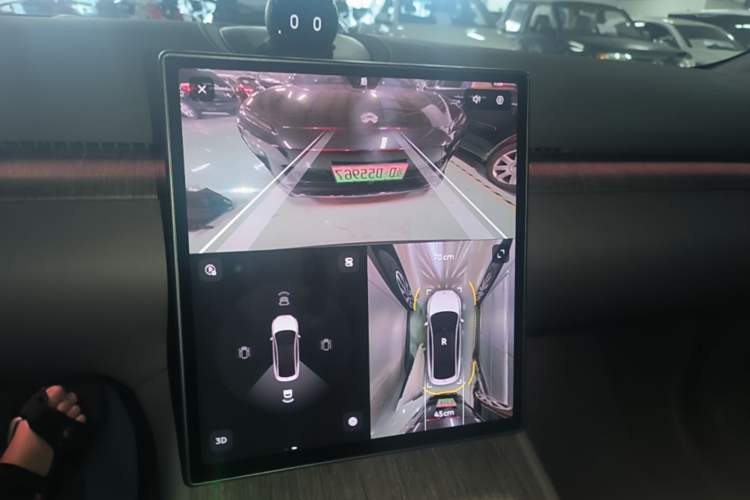 Used Nio ET7 2024 75 kWh Executive Edition Audio And AC Panel