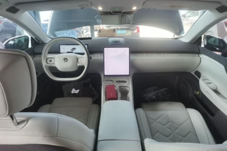 Used Nio ET7 2024 75 kWh Executive Signature Edition Center Console