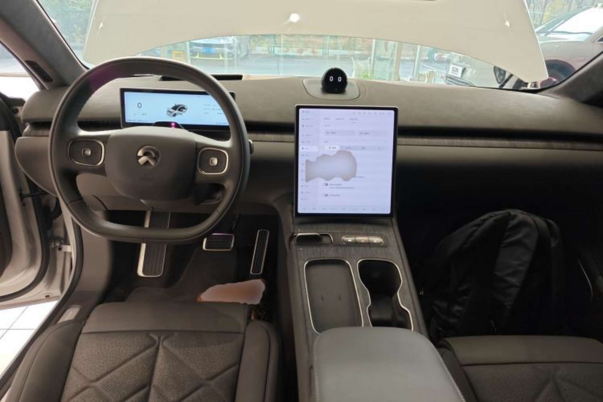 Used Nio ET7 2024 75 kWh Executive Signature Edition Center Console