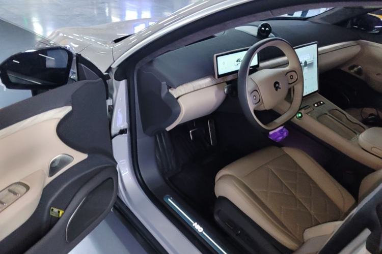 Used Nio ET7 2024 75 kWh Executive Edition Driver Seat
