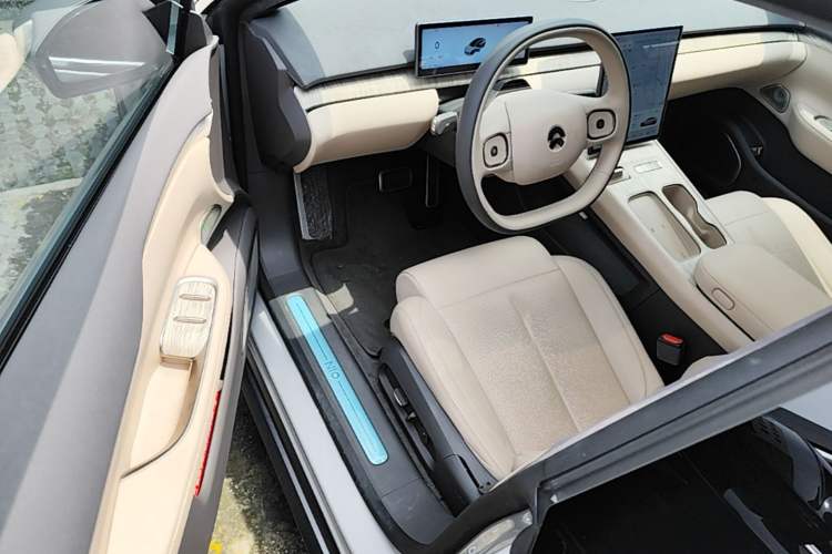 Used Nio ET7 2024 75 kWh Executive Edition Driver Seat