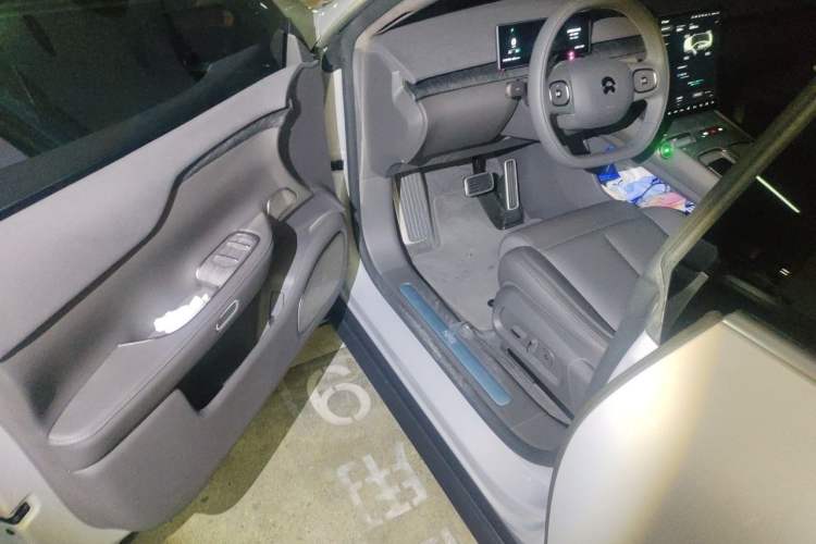 Used Nio ET7 2024 75 kWh Executive Edition Driver Seat