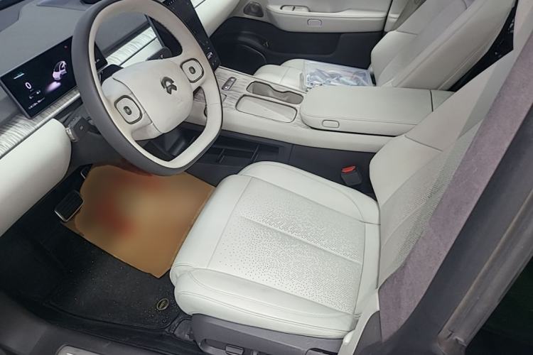 Used Nio ET7 2024 75 kWh Executive Edition Driver Seat