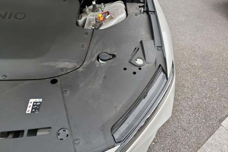 Used Nio ET7 2024 75 kWh Executive Edition Engine Bay Left