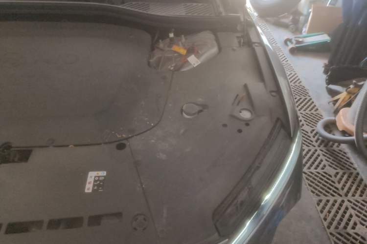 Used Nio ET7 2024 100kWh Executive Signature Edition Engine Bay Left
