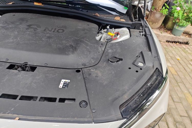 Used Nio ET7 2024 75 kWh Executive Edition Engine Bay Left