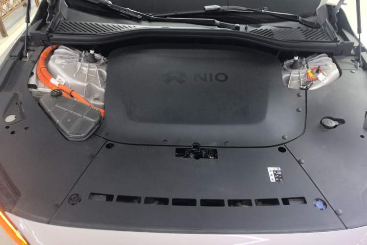 Used Nio ET7 2024 75 kWh Executive Signature Edition Engine Bay