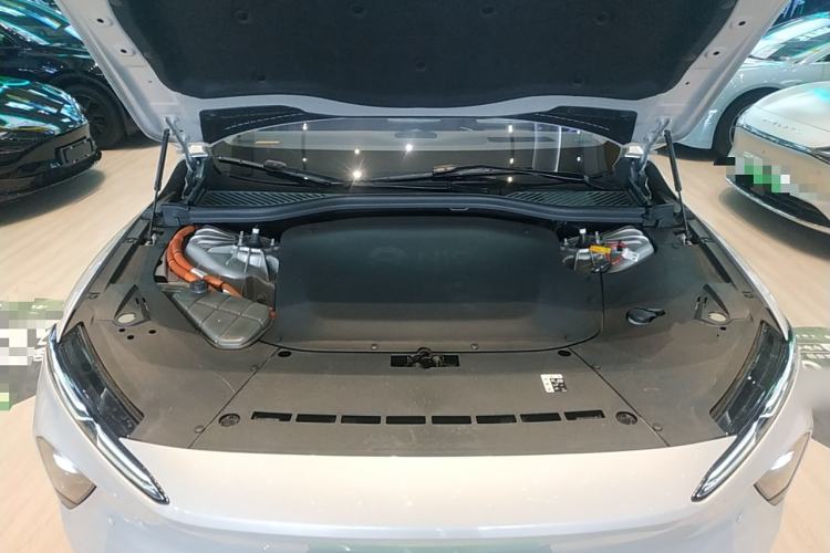 Used Nio ET7 2024 75 kWh Executive Signature Edition Engine Bay