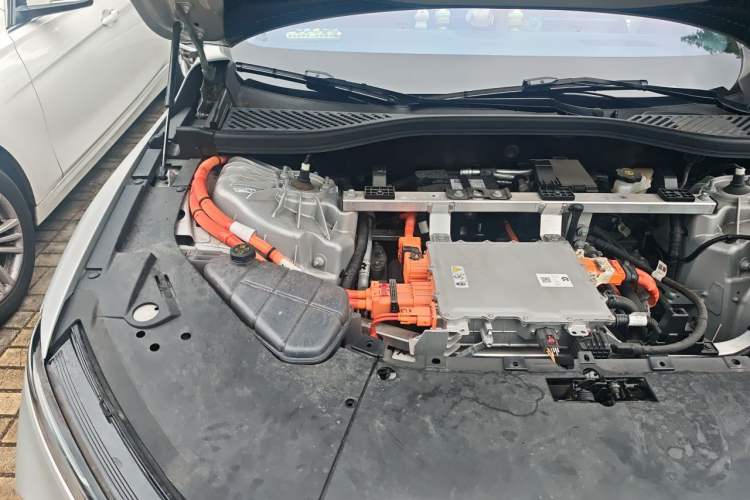 Used Nio ET7 2024 75 kWh Executive Edition Engine Bay Right