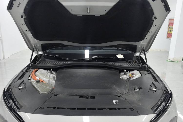 Used Nio ET7 2024 75 kWh Executive Edition Engine Bay