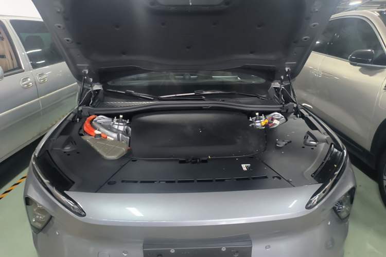 Used Nio ET7 2024 75 kWh Executive Edition Engine Bay